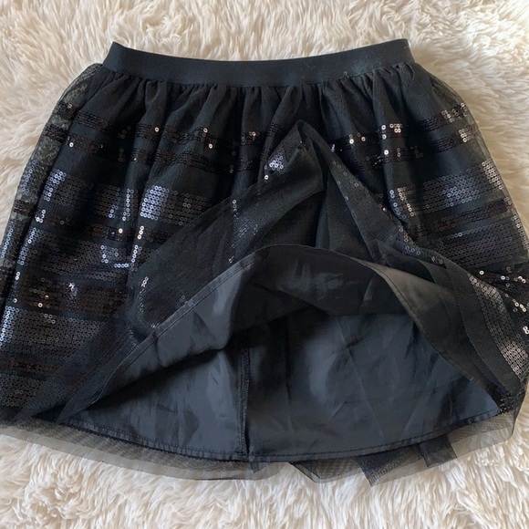 Cat & Jack tulle overlay black skirt size 10/12 - Picture 2 of 4